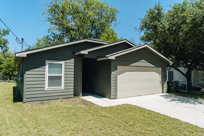 1113 N 10th Street, Waco, TX 76707 - Photo 2