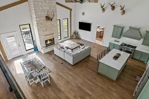 2781 FM 859, Edgewood, TX 75117 - Photo 2