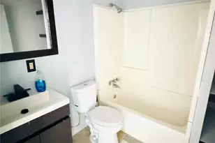 301 Beckham St E, Sulphur Springs, TX 75482 - Photo 8