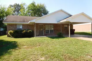 405 Cherry St, Chandler, TX 75758 - Photo 2