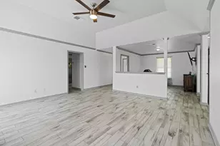 2600 Dave Angel Rd, Burleson, TX 76028 - Photo 10
