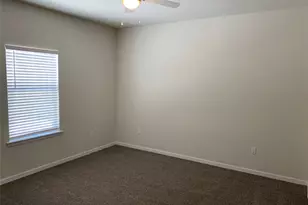 2321 N Hickory St, Sherman, TX 75092 - Photo 8