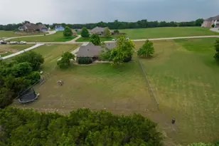415 Stone Mountain Ct, Cresson, TX 76035 - Photo 28