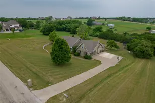 415 Stone Mountain Ct, Cresson, TX 76035 - Photo 26