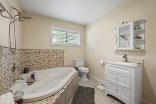 756 W 3rd Ave, Corsicana, TX 75110 - Photo 38