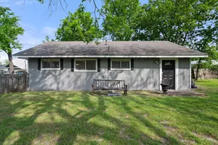 756 W 3rd Ave, Corsicana, TX 75110 - Photo 30