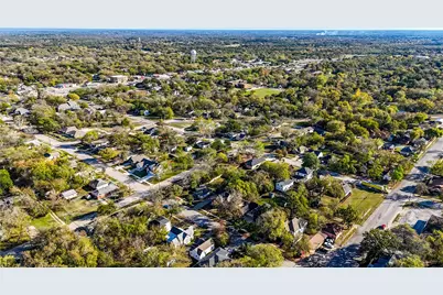 511 W Munson Street, Denison, TX 75020 - Photo 36