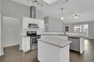 2020 Southwood Trail, Grand Prairie, TX 75052 - Photo 6