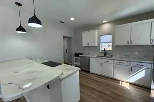 608 S Seaman St, Eastland, TX 76448 - Photo 4