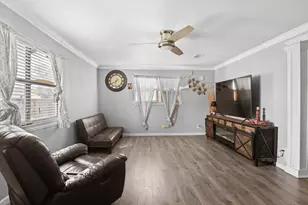 707 Washington St, Ennis, TX 75119 - Photo 8