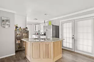 707 Washington St, Ennis, TX 75119 - Photo 4