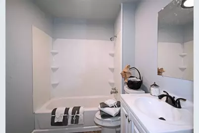 1307 Joslin Street, Cleburne, TX 76033 - Photo 18