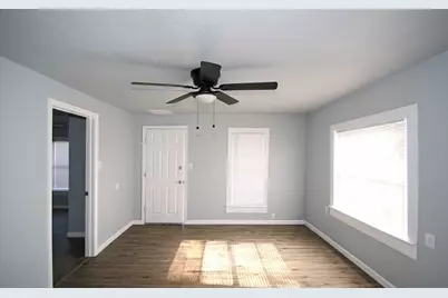 1307 Joslin Street, Cleburne, TX 76033 - Photo 4