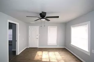 1307 Joslin St, Cleburne, TX 76033 - Photo 4