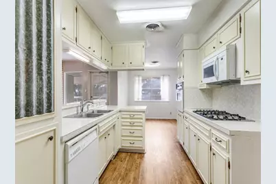 814 Serenade Drive, San Antonio, TX 78216 - Photo 12