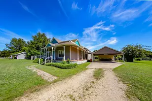 6730 Pine Mill Rd, Reno, TX 75462 - Photo 4