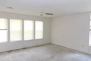 504 NE 7th St, Hubbard, TX 76648 - Photo 16