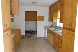 504 NE 7th St, Hubbard, TX 76648 - Photo 10