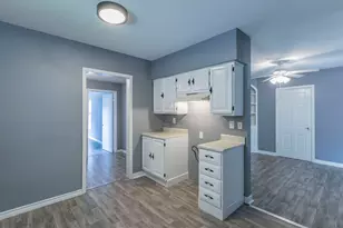 901 E Walnut St, Hillsboro, TX 76645 - Photo 14