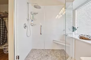 1721 Creekpoint Dr, Lewisville, TX 75067 - Photo 14