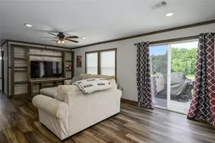 465 Hidden Holw, Gainesville, TX 76240 - Photo 10