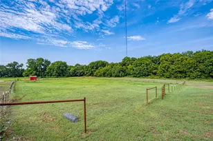 465 Hidden Holw, Gainesville, TX 76240 - Photo 22