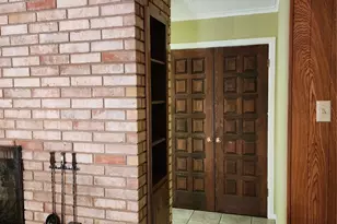 1117 Knotty Oaks Dr, Woodway, TX 76712 - Photo 4