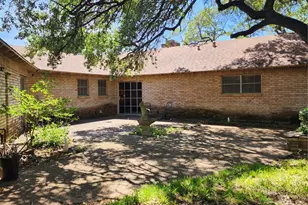 1117 Knotty Oaks Dr, Woodway, TX 76712 - Photo 40