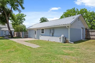 413 Houghton Avenue, Marlin, TX 76661 - Photo 24