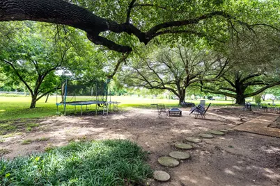 519 S Pearl Street, Kemp, TX 75143 - Photo 32