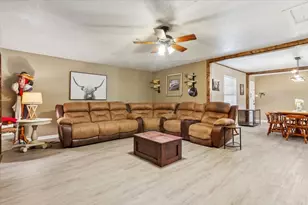 1004 Fairway Ln, Mexia, TX 76667 - Photo 8