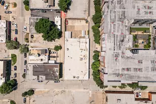 215 N Walton St, Dallas, TX 75226 - Photo 32