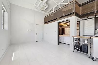 215 N Walton Street #2, Dallas, TX 75226 - Photo 6