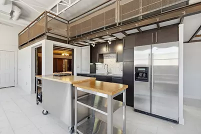 215 N Walton Street #2, Dallas, TX 75226 - Photo 10