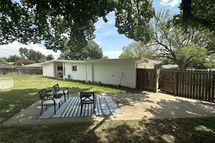 5736 Wedgmont Cir N, Fort Worth, TX 76133 - Photo 12