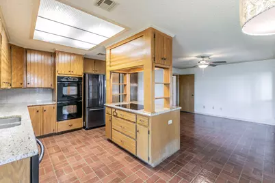 1604 Oak Hollow Drive, Woodway, TX 76712 - Photo 10