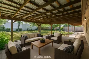 1604 Oak Hollow Dr, Woodway, TX 76712 - Photo 32