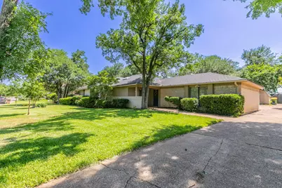 1604 Oak Hollow Drive, Woodway, TX 76712 - Photo 36
