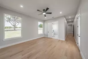 321 el Barco, Corsicana, TX 75109 - Photo 8