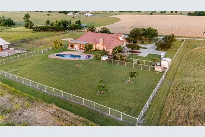 590 County Road 385, Valley View, TX 76272 - Photo 1