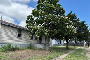 105 Philview St, Borger, TX 79007 - Photo 2