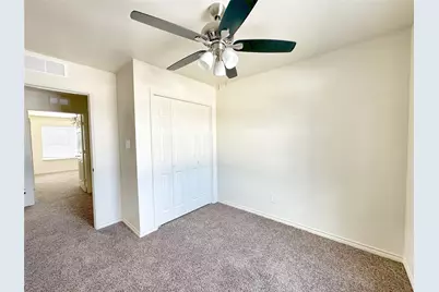 1709 St Louis Avenue, Fort Worth, TX 76110 - Photo 4