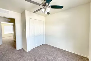 1709 St Louis Ave, Fort Worth, TX 76110 - Photo 4