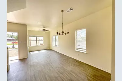 1723 St Louis Avenue #101, Fort Worth, TX 76110 - Photo 12