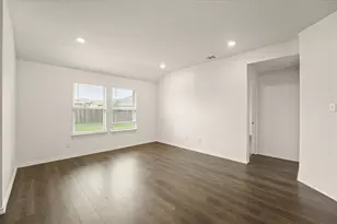 15105 Ace Dr, Dallas, TX 75253 - Photo 10