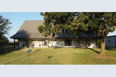 606 S Wade Street, Tehuacana, TX 76686 - Photo 2