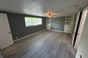 2401 N Alexander St, Sherman, TX 75092 - Photo 14