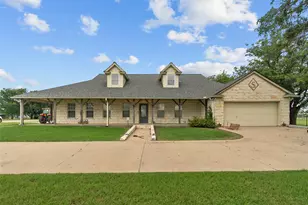 8101 Fm 2331, Godley, TX 76044 - Photo 2