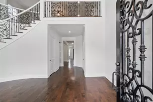 1716 Ashland Ave, Fort Worth, TX 76107 - Photo 2