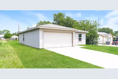 2515 Lyle Avenue, Waco, TX 76708 - Photo 2